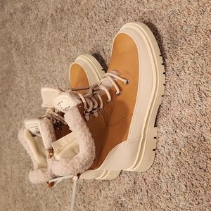 Girls fall/winter boots